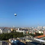 Skyview Studio Apartments At Berlin Kreuzberg-Mitte