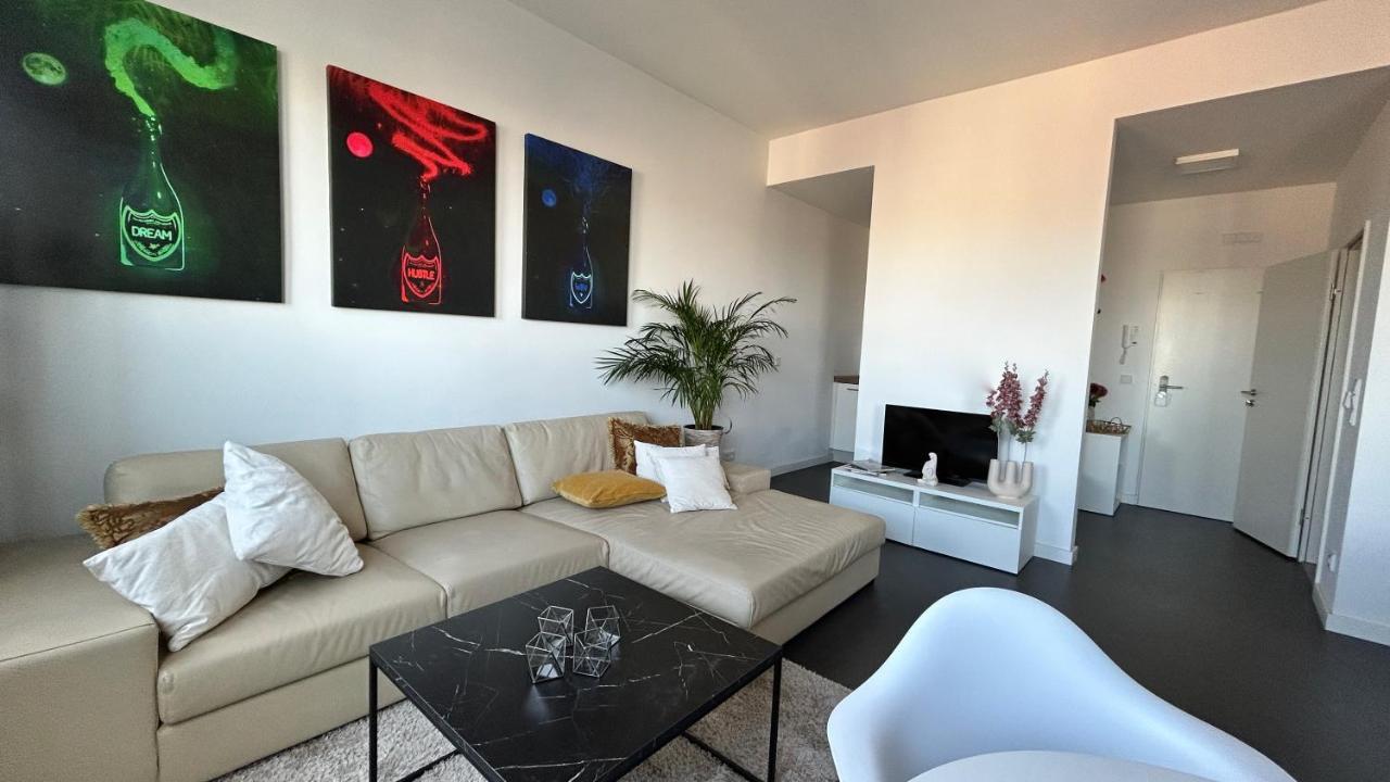 Skyview Studio At Kreuzberg-mitte *